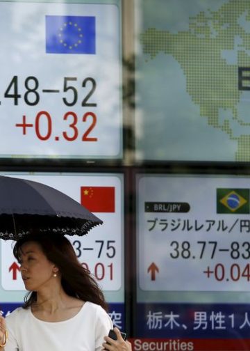 Sterling may gain on UK Treasury chief’s growth-boosting plans