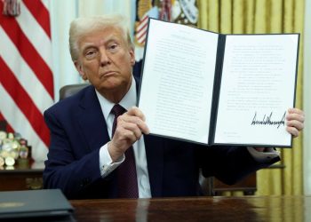 Trump orders crypto working group to draft new regs, explore crypto stockpile