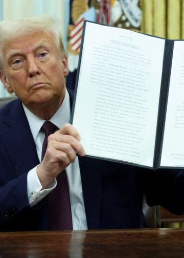 Trump orders crypto working group to draft new regs, explore crypto stockpile