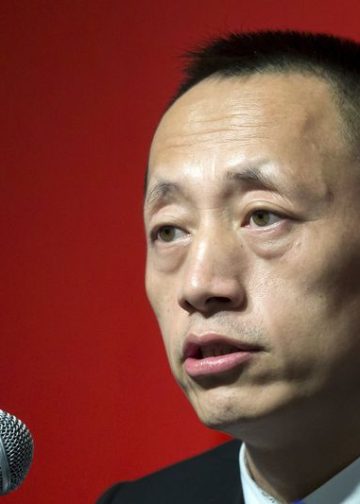 China Vanke’s CEO, chairman resign amid growing liquidity worries